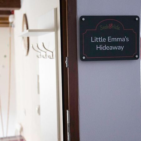 Seek And Hide - Little Emma'S Hideaway Brașov Exterior foto